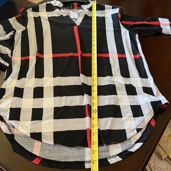 St. Jubileens Women’s tunic 3/4 sleeves black/white/gray/red Vneck size Large - Picture 15 of 17